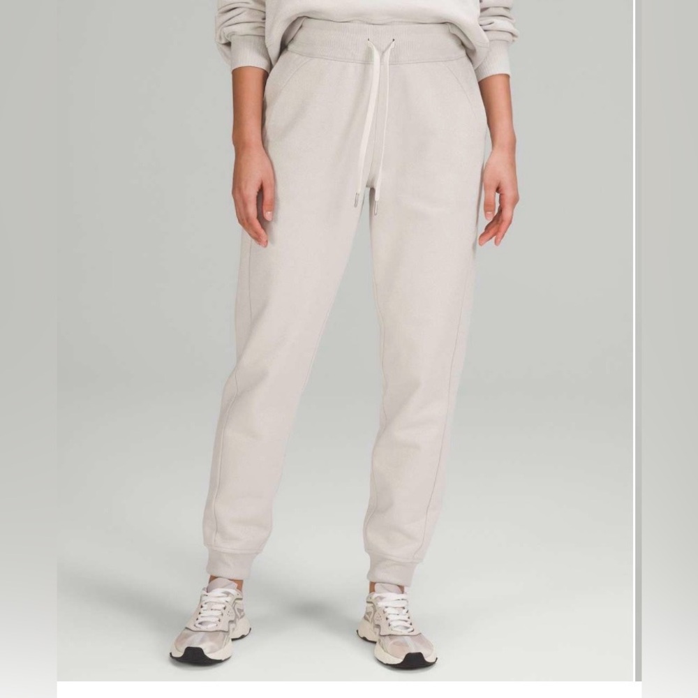 Lululemon high rise scuba joggers - Opal Sparkle - size 8